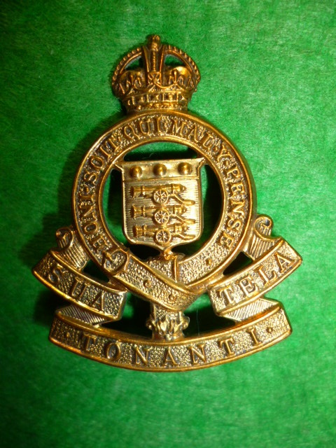 Royal Army Ordnance Corps Scarce 1946 Cap Badge